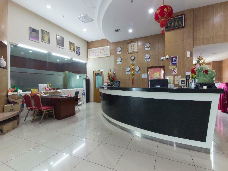 Oyo 776 Fame Hotel Seremban Zewnętrze zdjęcie
