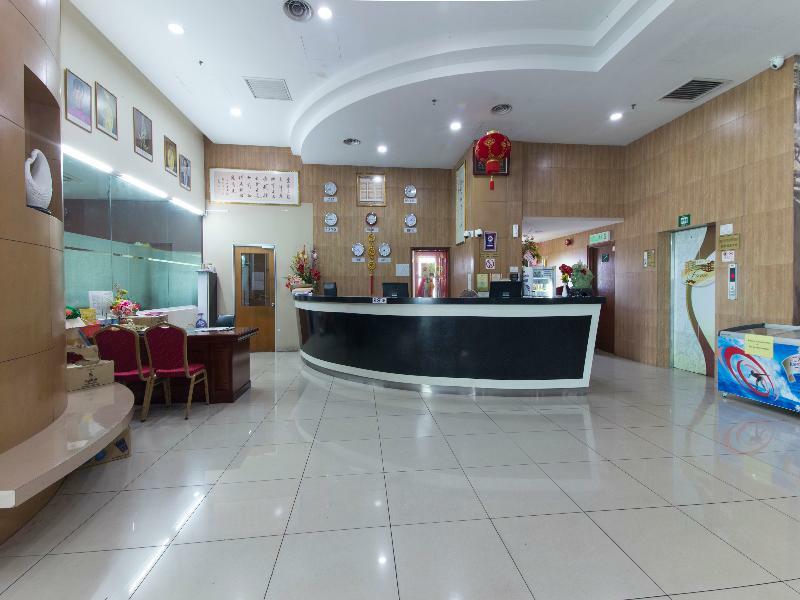 Oyo 776 Fame Hotel Seremban Zewnętrze zdjęcie