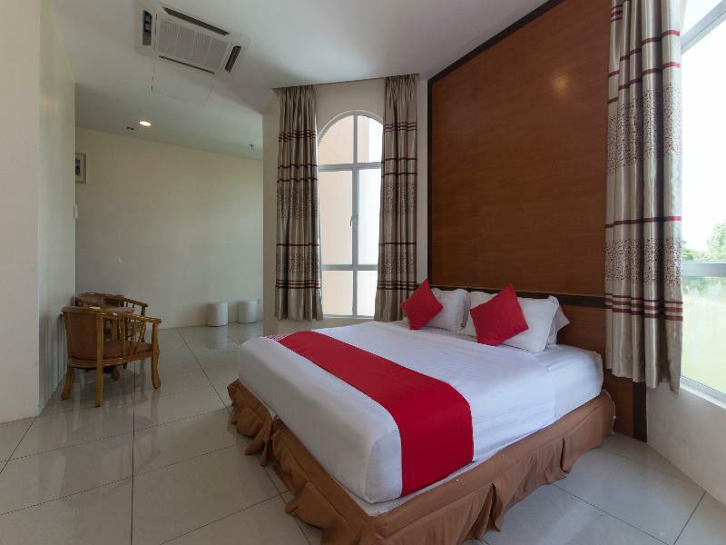 Oyo 776 Fame Hotel Seremban Zewnętrze zdjęcie