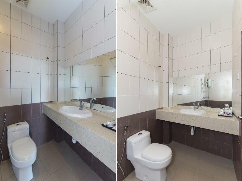 Oyo 776 Fame Hotel Seremban Zewnętrze zdjęcie