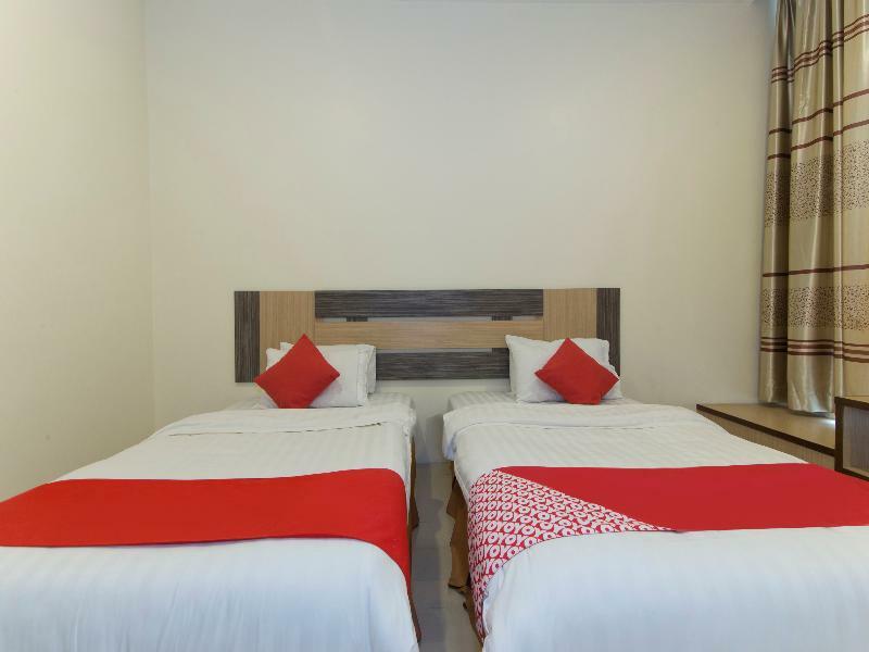 Oyo 776 Fame Hotel Seremban Zewnętrze zdjęcie